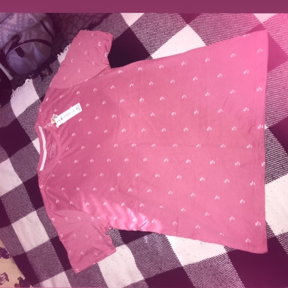 BNWT penguin tee shirt